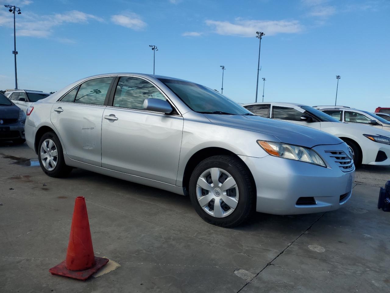 2009 Toyota Camry - Image 4