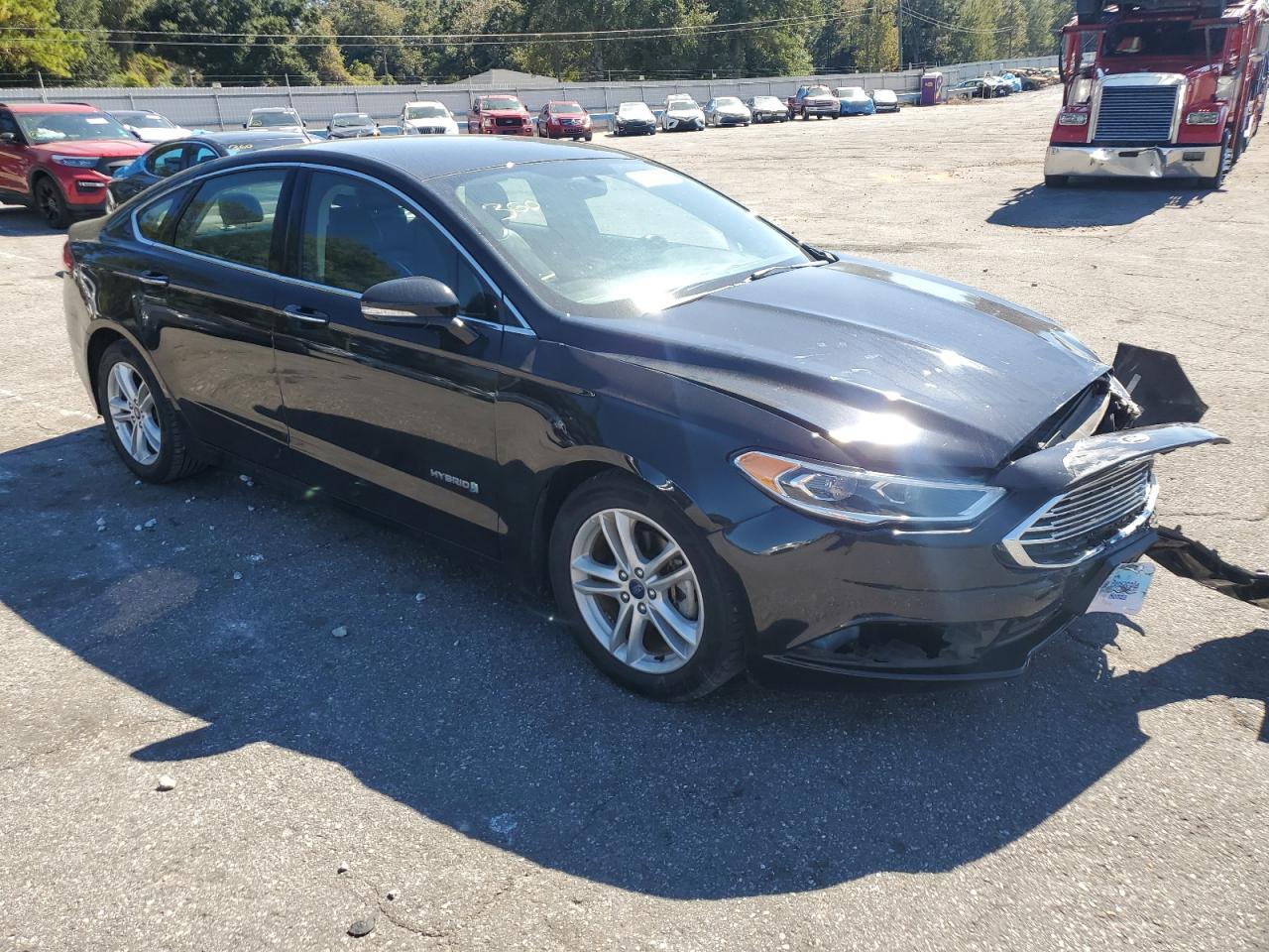 VIN 3FA6P0LU2JR274084 2018 FORD FUSION no.4