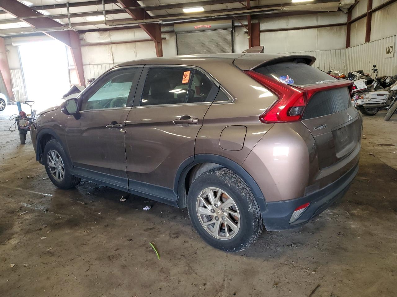 2019 Mitsubishi Eclipse - Image 2