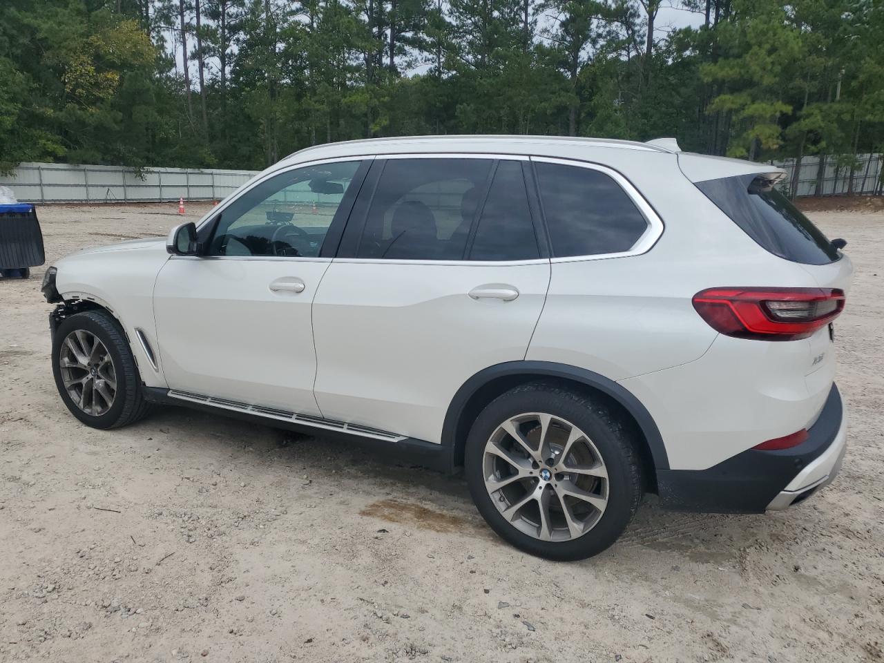 2020 BMW X5 - Image 2