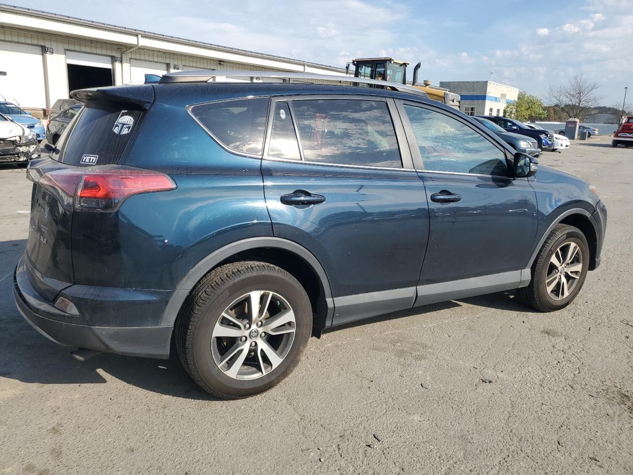 2017 Toyota RAV 4 - Image 3