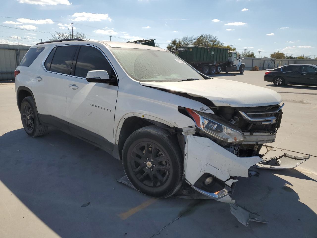 2019 Chevrolet Traverse - Image 4
