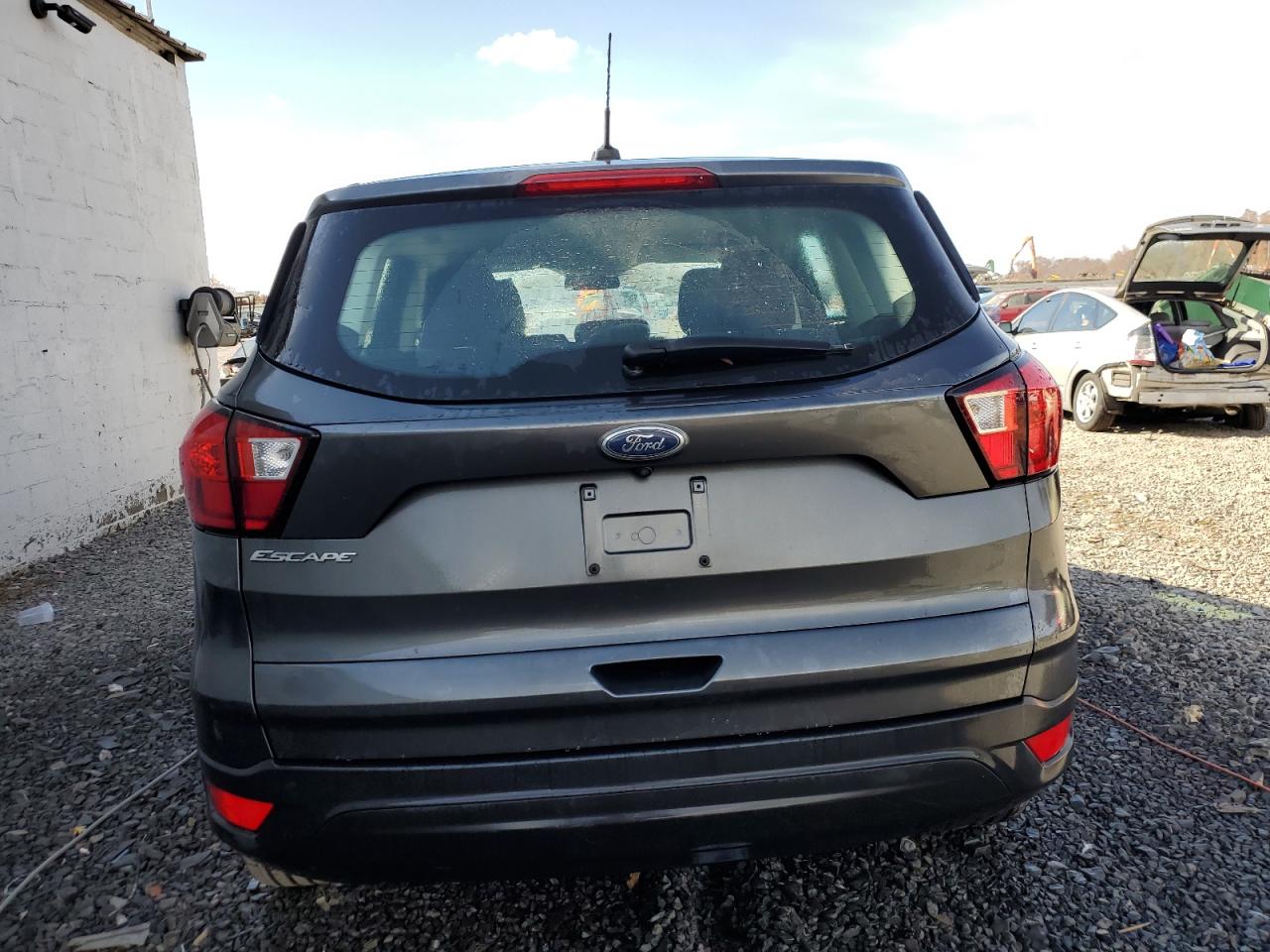 2019 Ford Escape S VIN: 1FMCU0F78KUB42593 Lot: 78163174