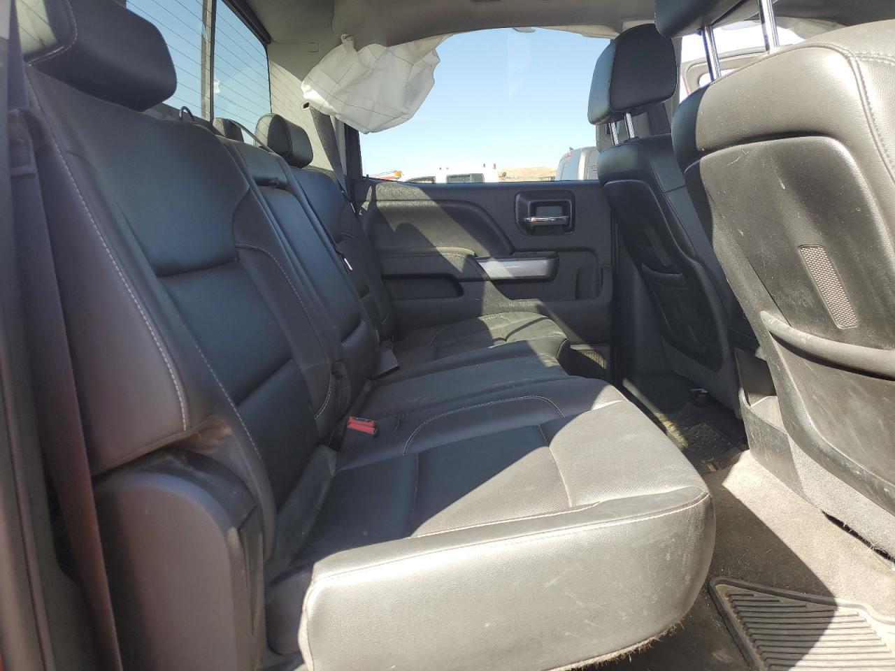 2015 Chevrolet Silverado - Image 10