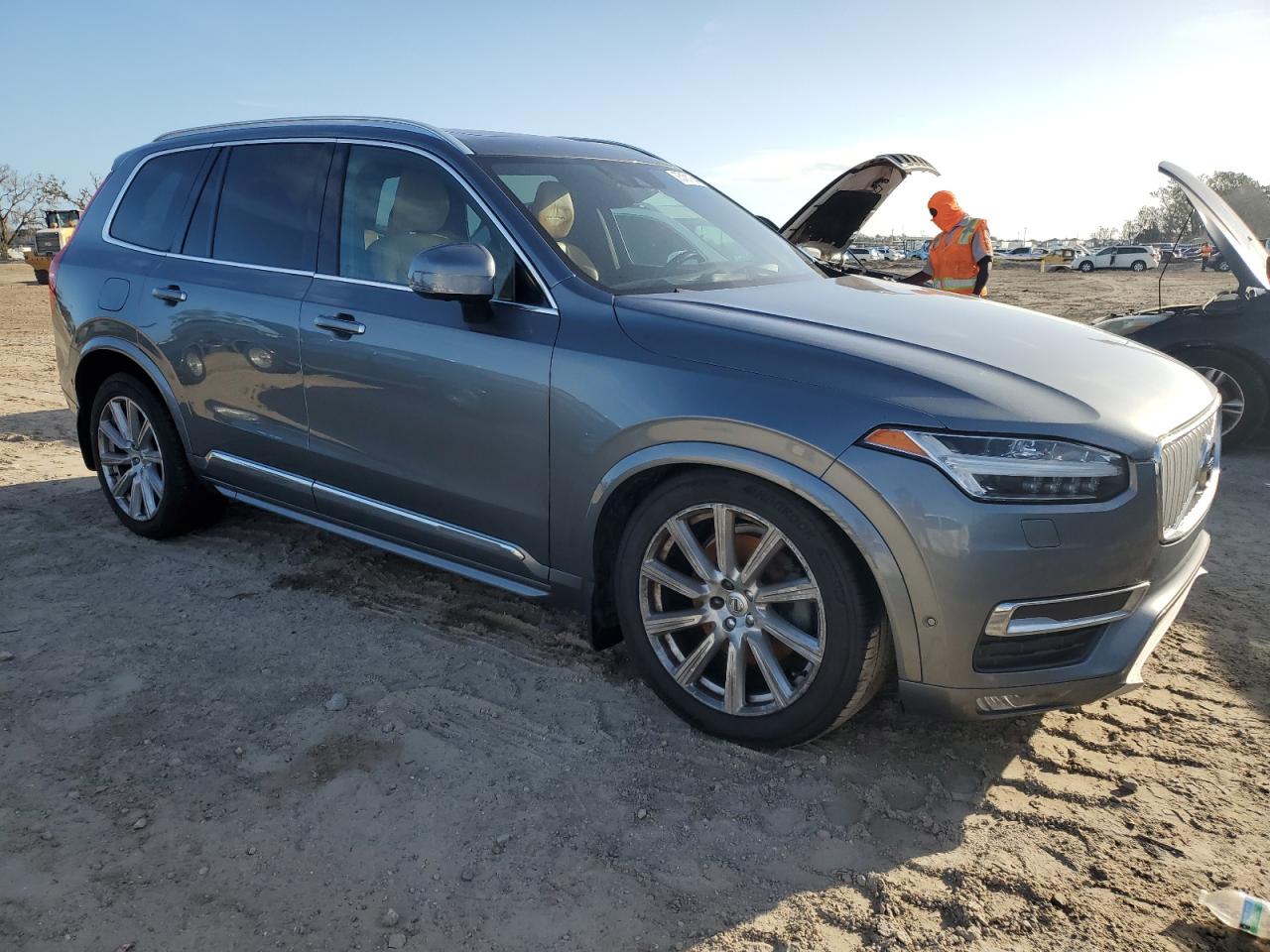 2016 Volvo XC90 - Image 4
