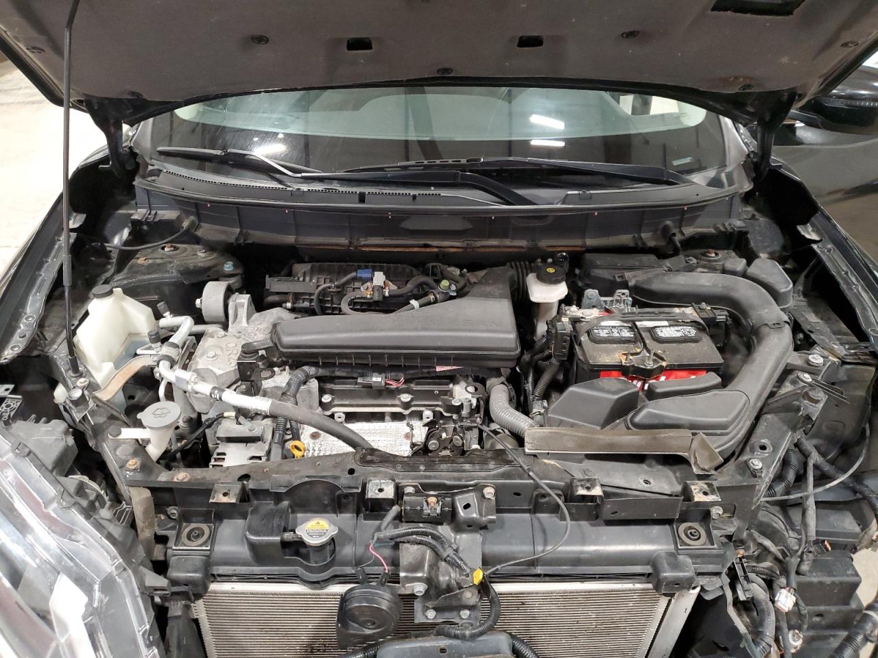 2017 Nissan Rogue - Image 12