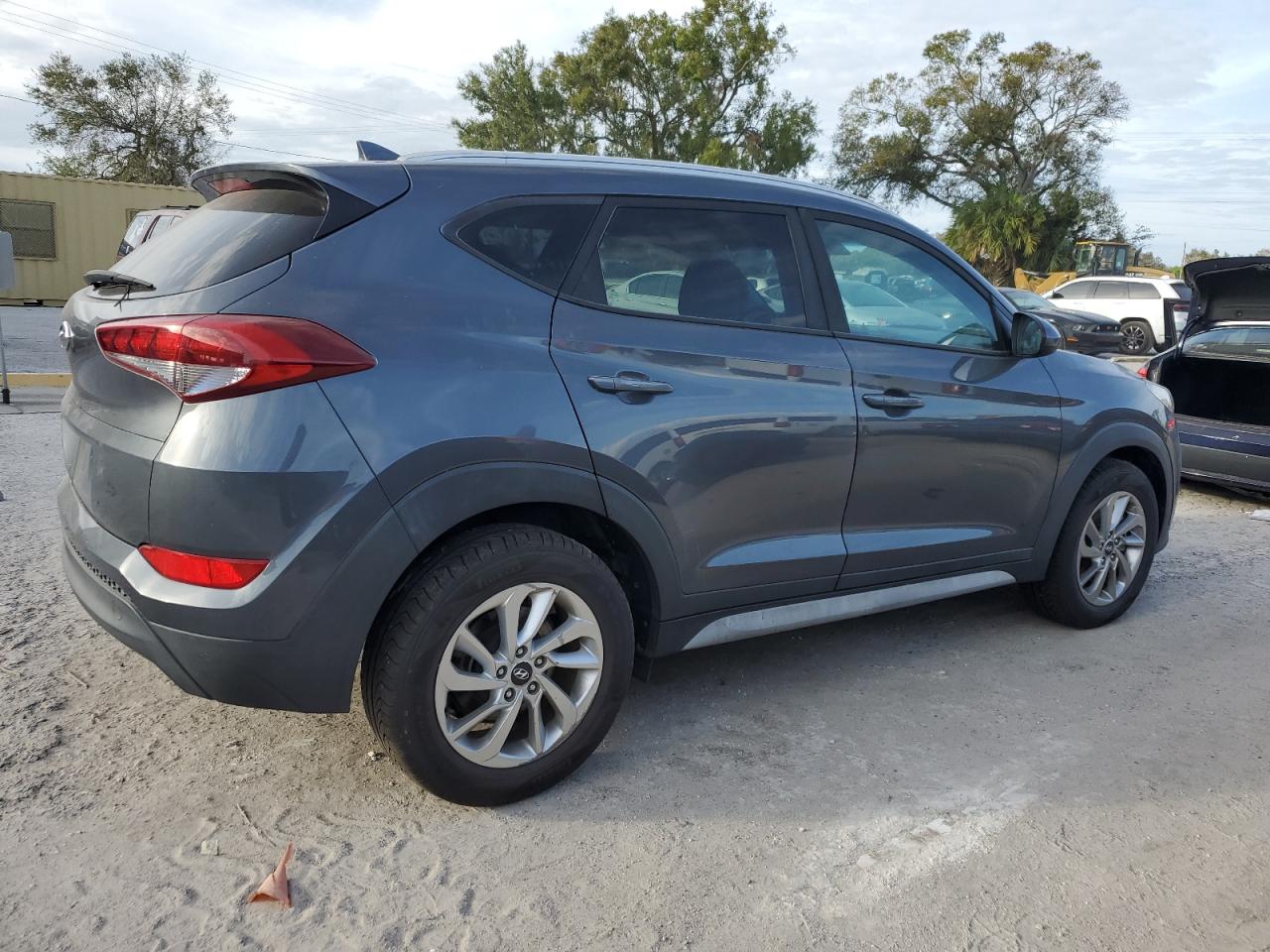 2018 Hyundai Tucson - Image 3