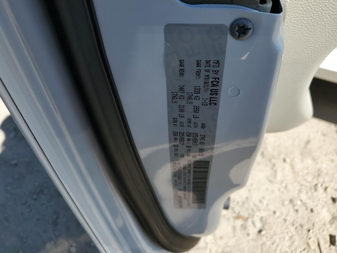 2019 Dodge Caravan - Image 14