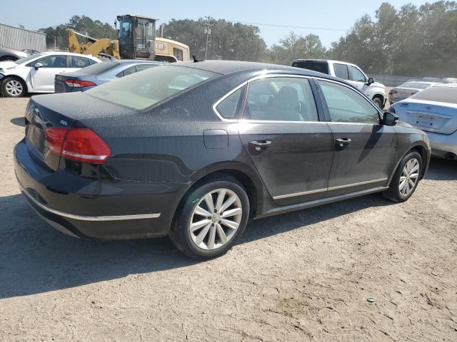  VOLKSWAGEN PASSAT 2013 Чорний