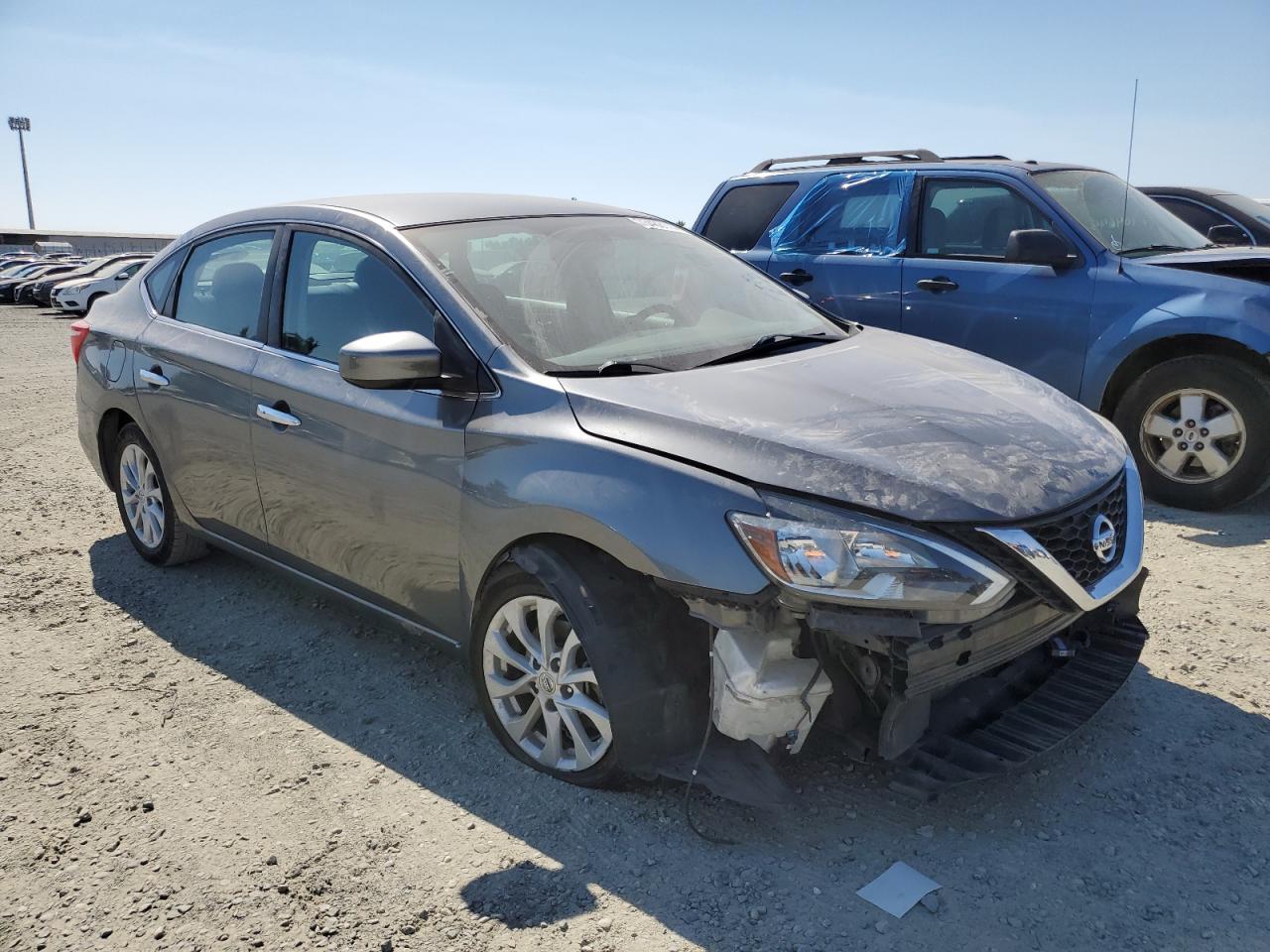 VIN 3N1AB7AP7JL634707 2018 NISSAN SENTRA no.4