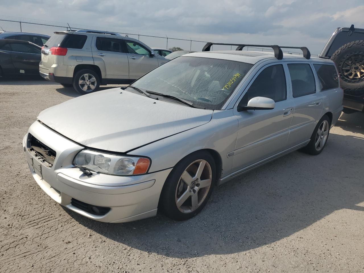 2005 Volvo V70 R VIN: YV1SJ527052505636 Lot: 75105434