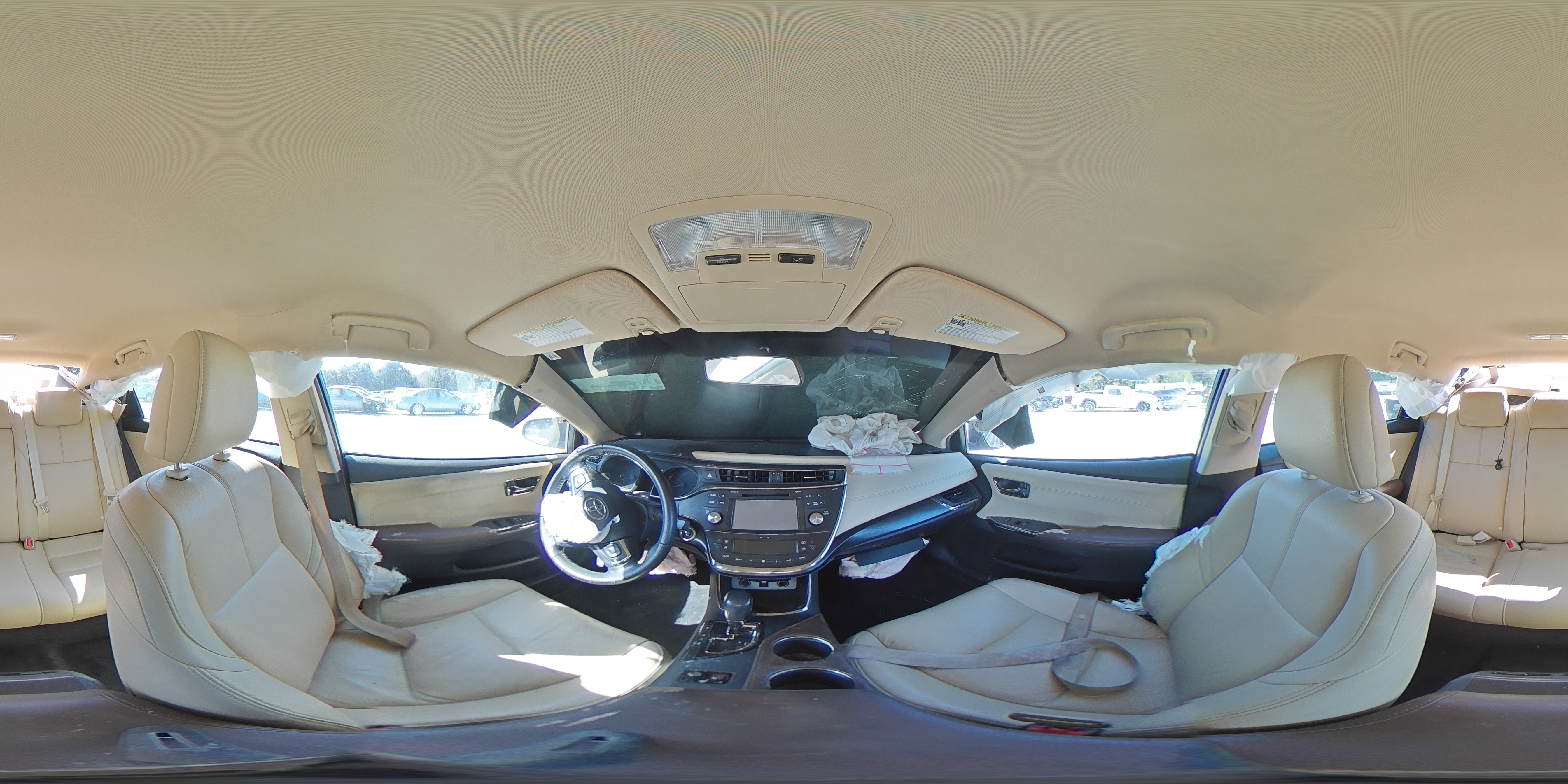 2016 Toyota Avalon - Image 13