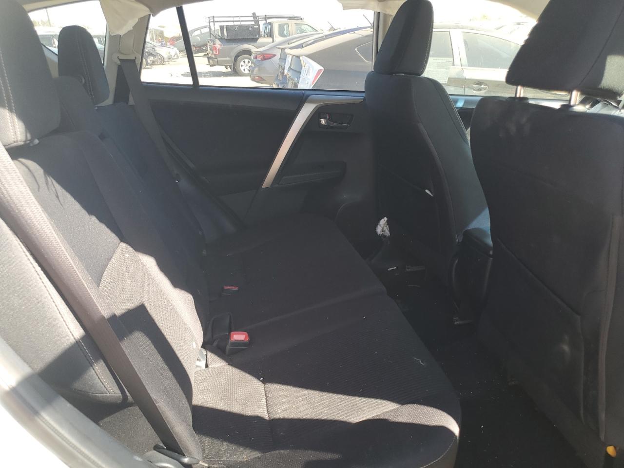 JTMRFREV0FJ035400 2015 Toyota Rav4 Xle