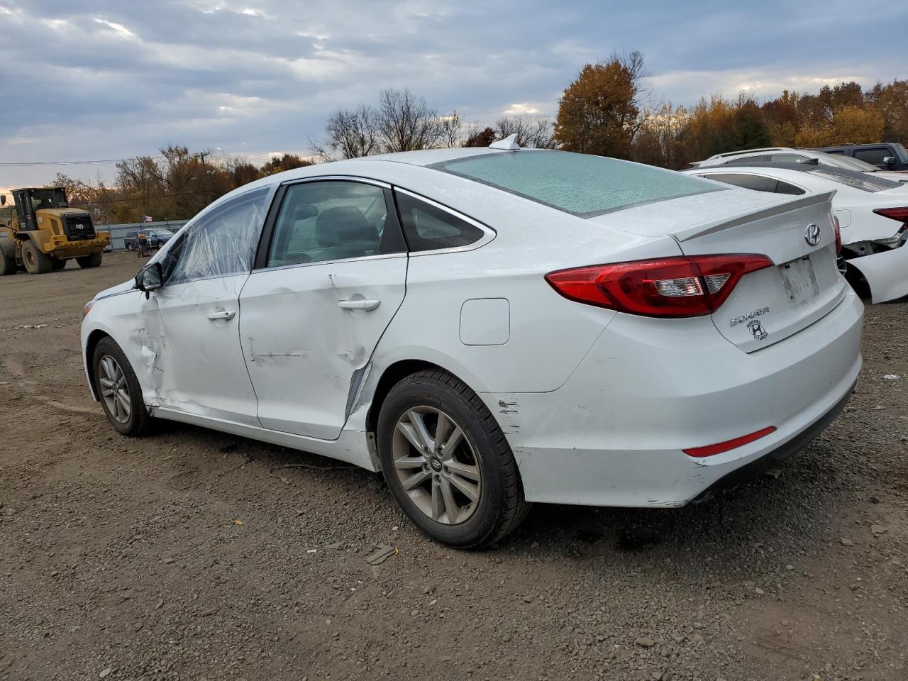 2016 Hyundai Sonata - Image 2