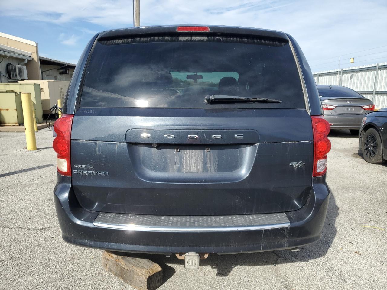 2013 Dodge Caravan - Image 6