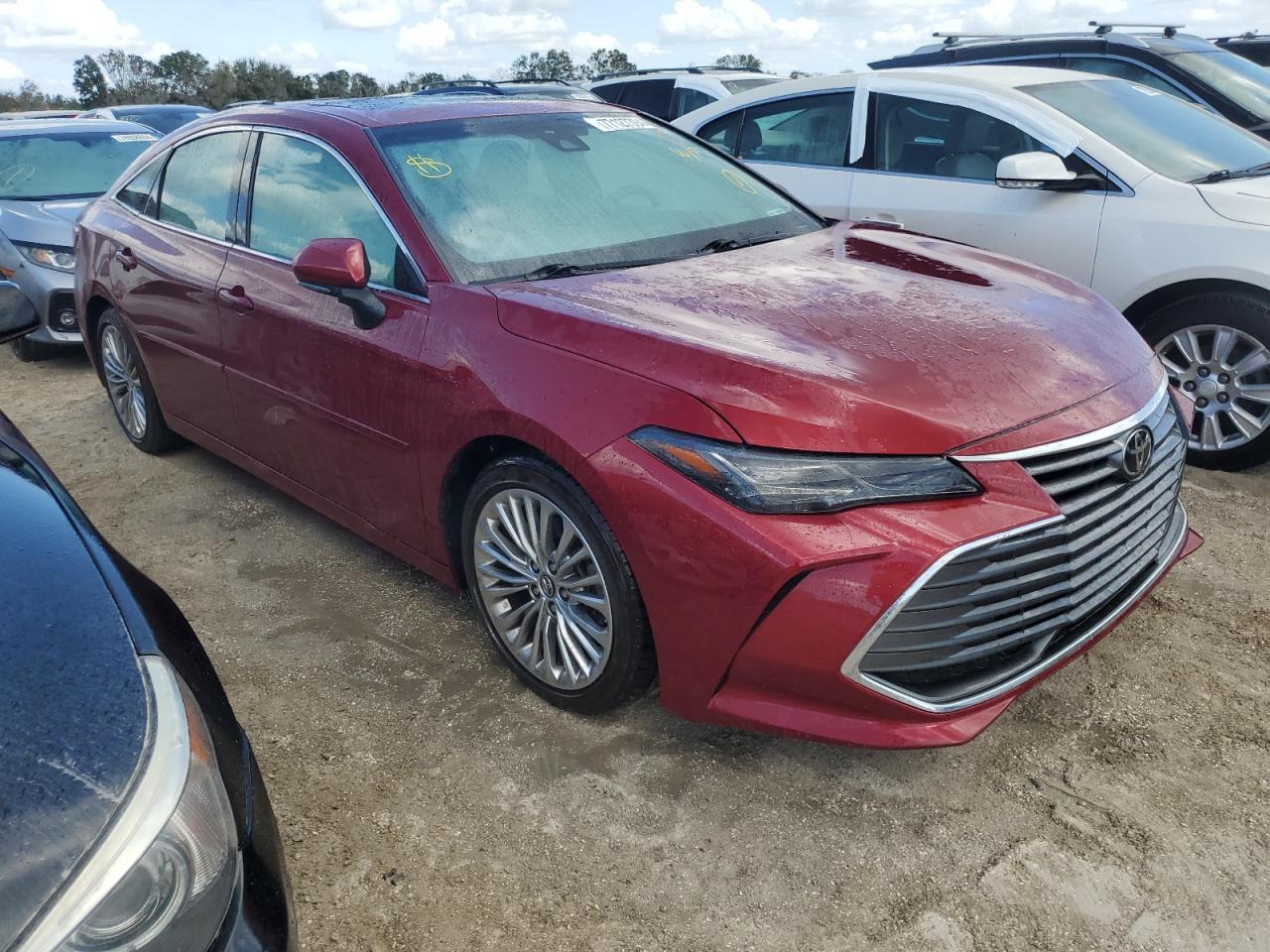 2019 Toyota Avalon - Image 4