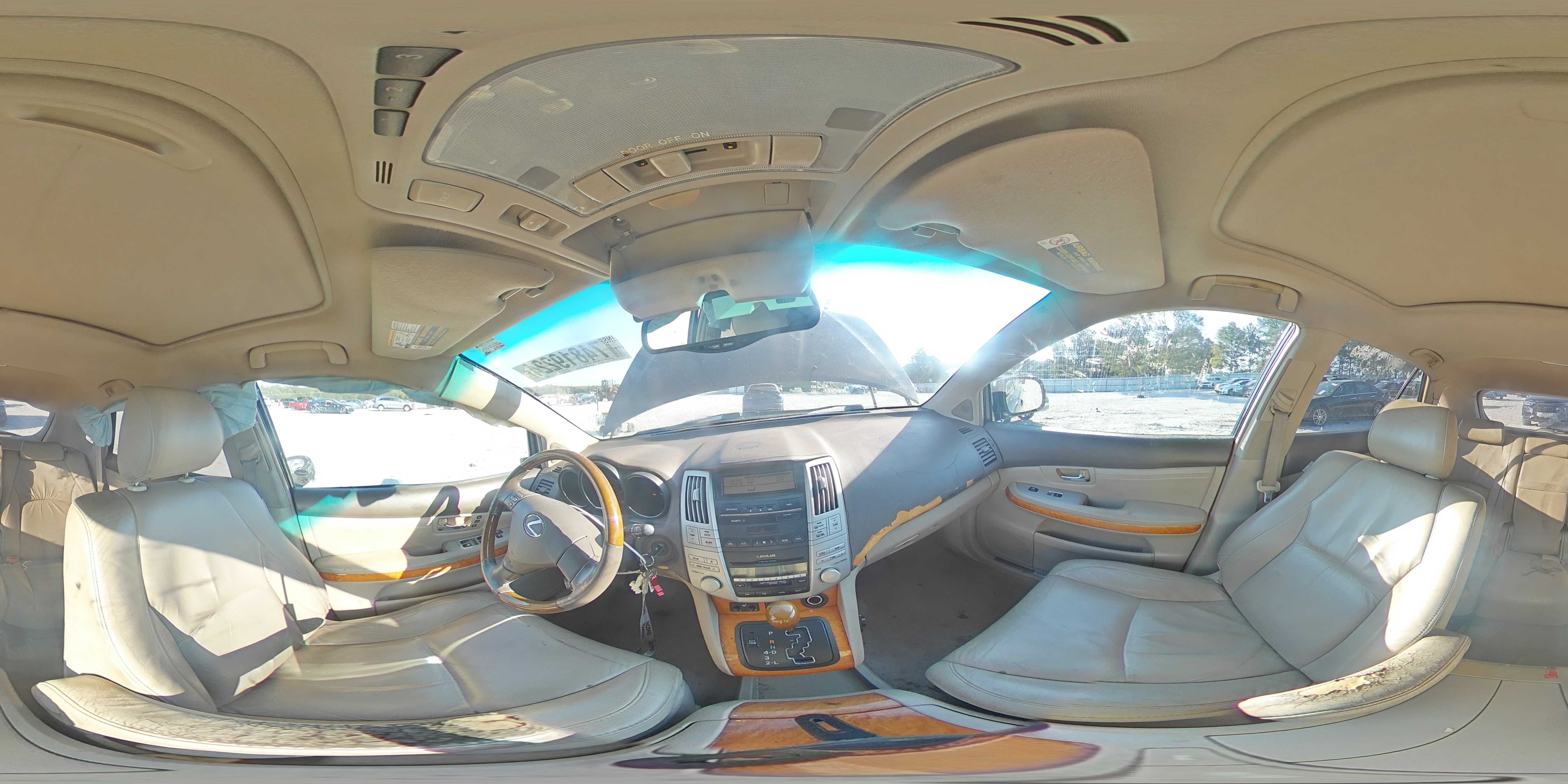 2005 Lexus RX - Image 14