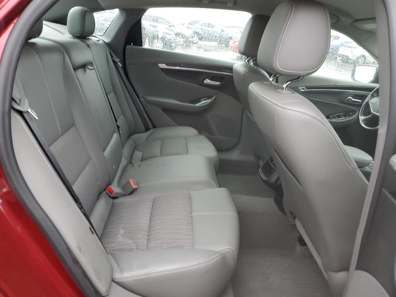 2017 Chevrolet Impala - Image 10