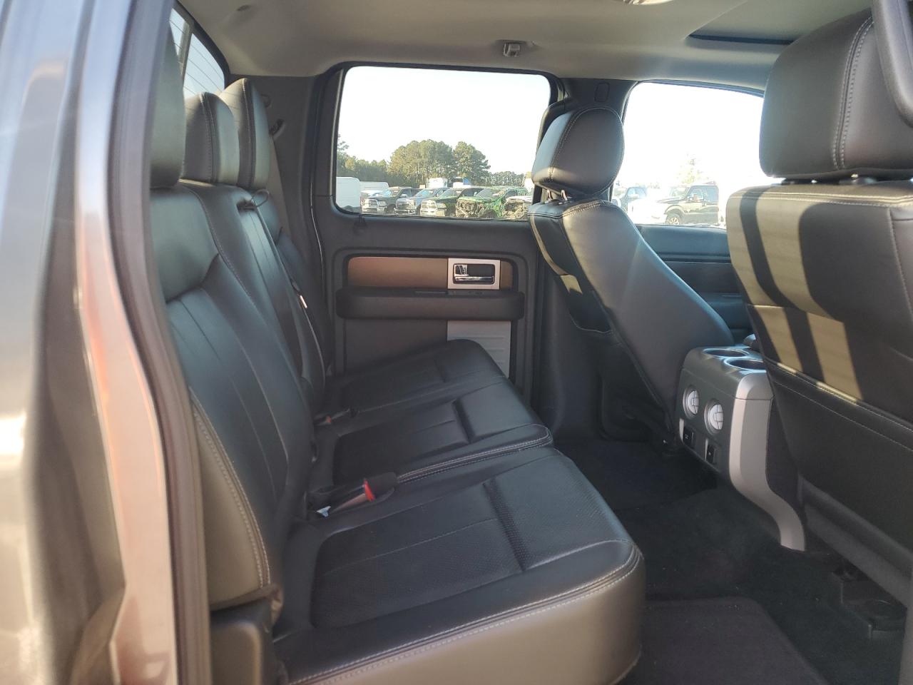 2012 Ford F-150 - Image 10