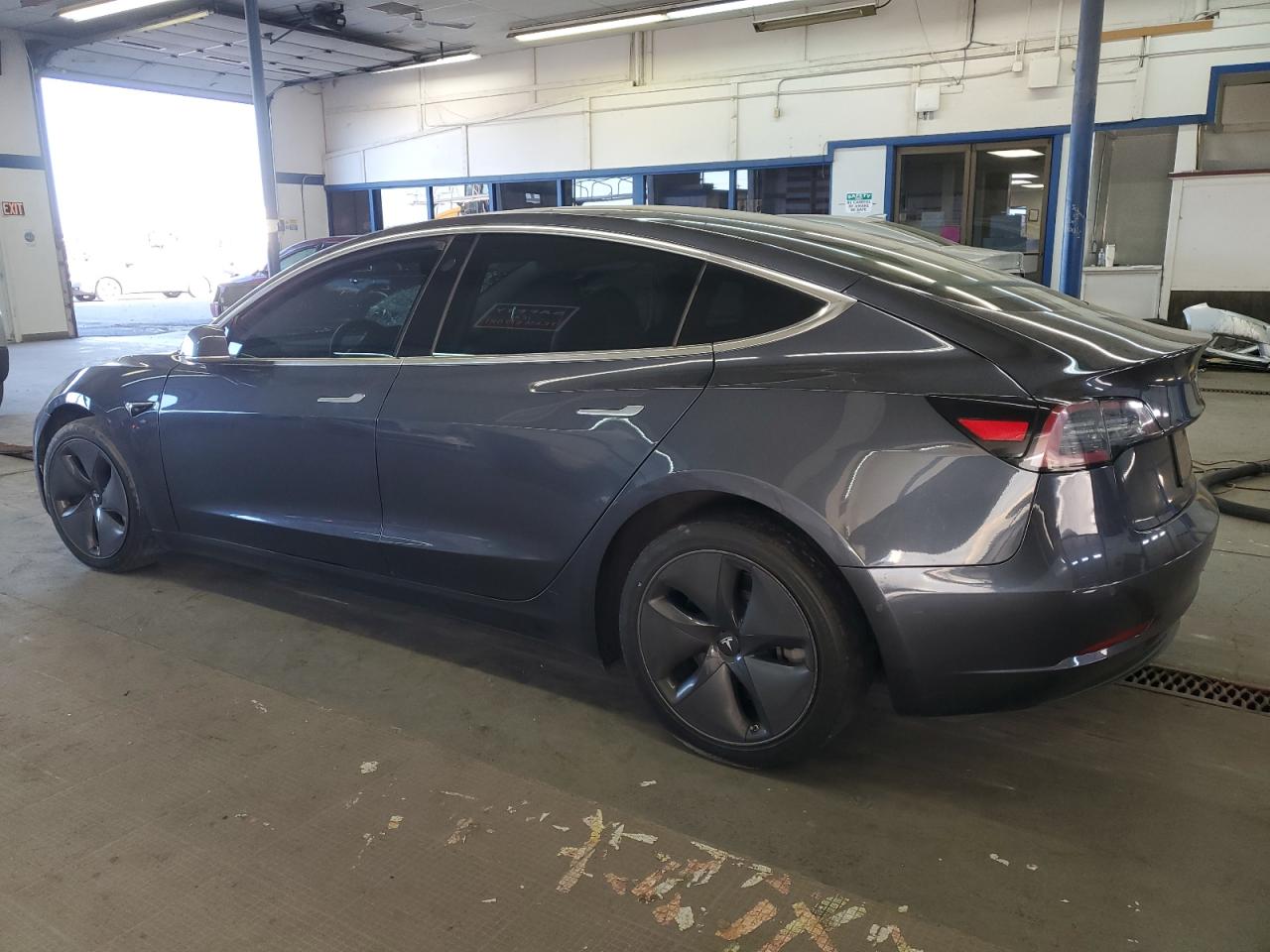 VIN 5YJ3E1EB7KF526581 2019 TESLA MODEL 3 no.2