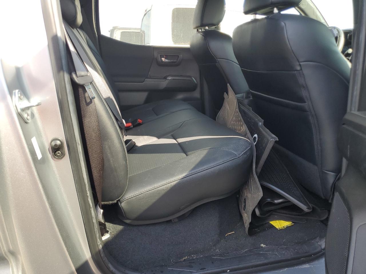 2022 Toyota Tacoma Double Cab VIN: 3TMCZ5AN0NM528815 Lot: 75099534