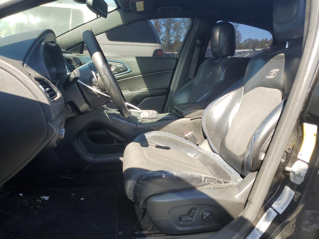 2015 Chrysler 200 - Image 7