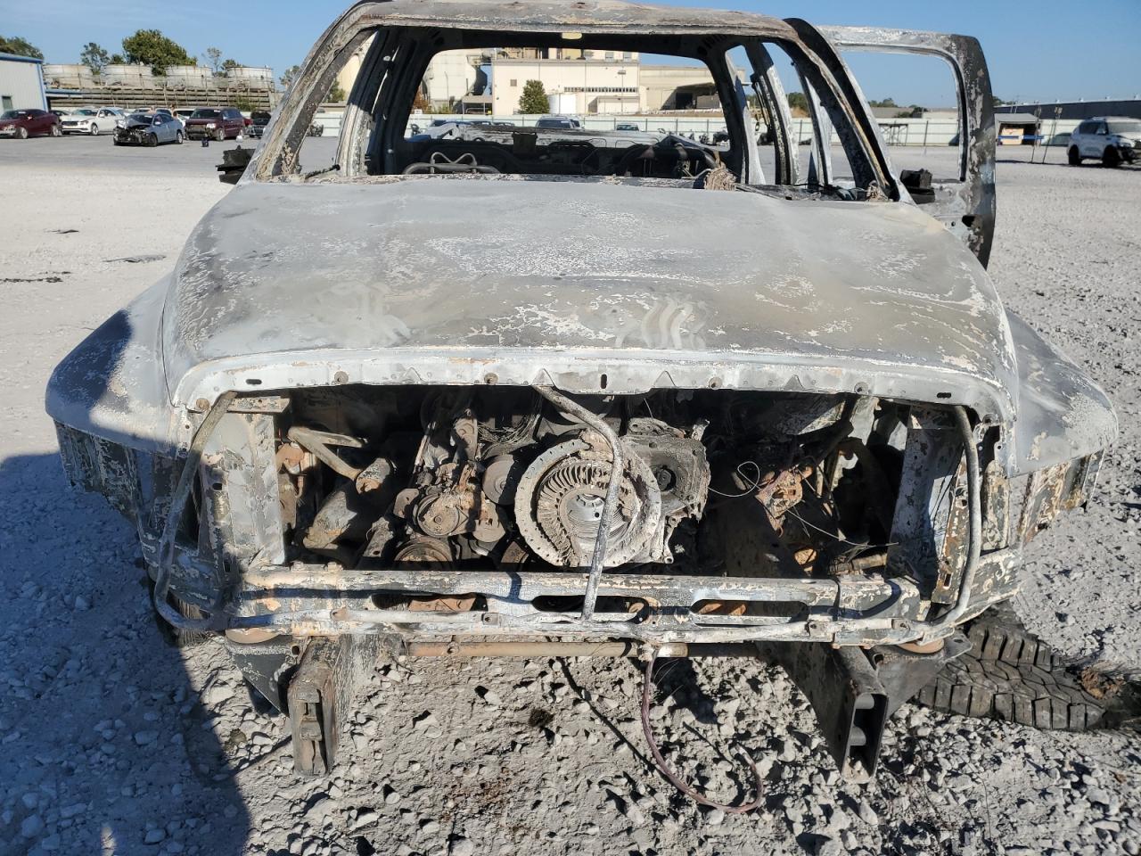 2005 Dodge RAM - Image 11