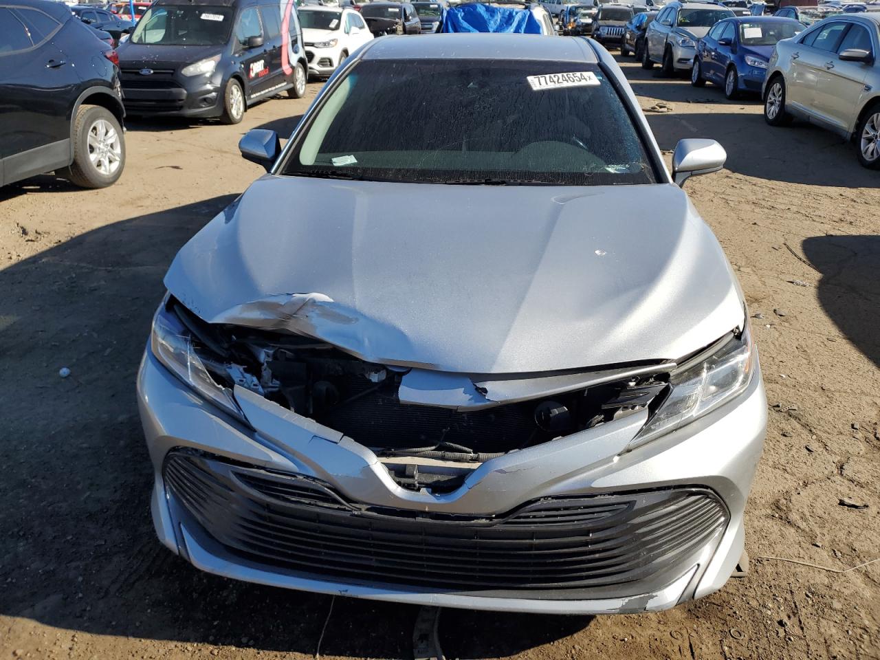 VIN 4T1B11HK2JU102133 2018 TOYOTA CAMRY no.5