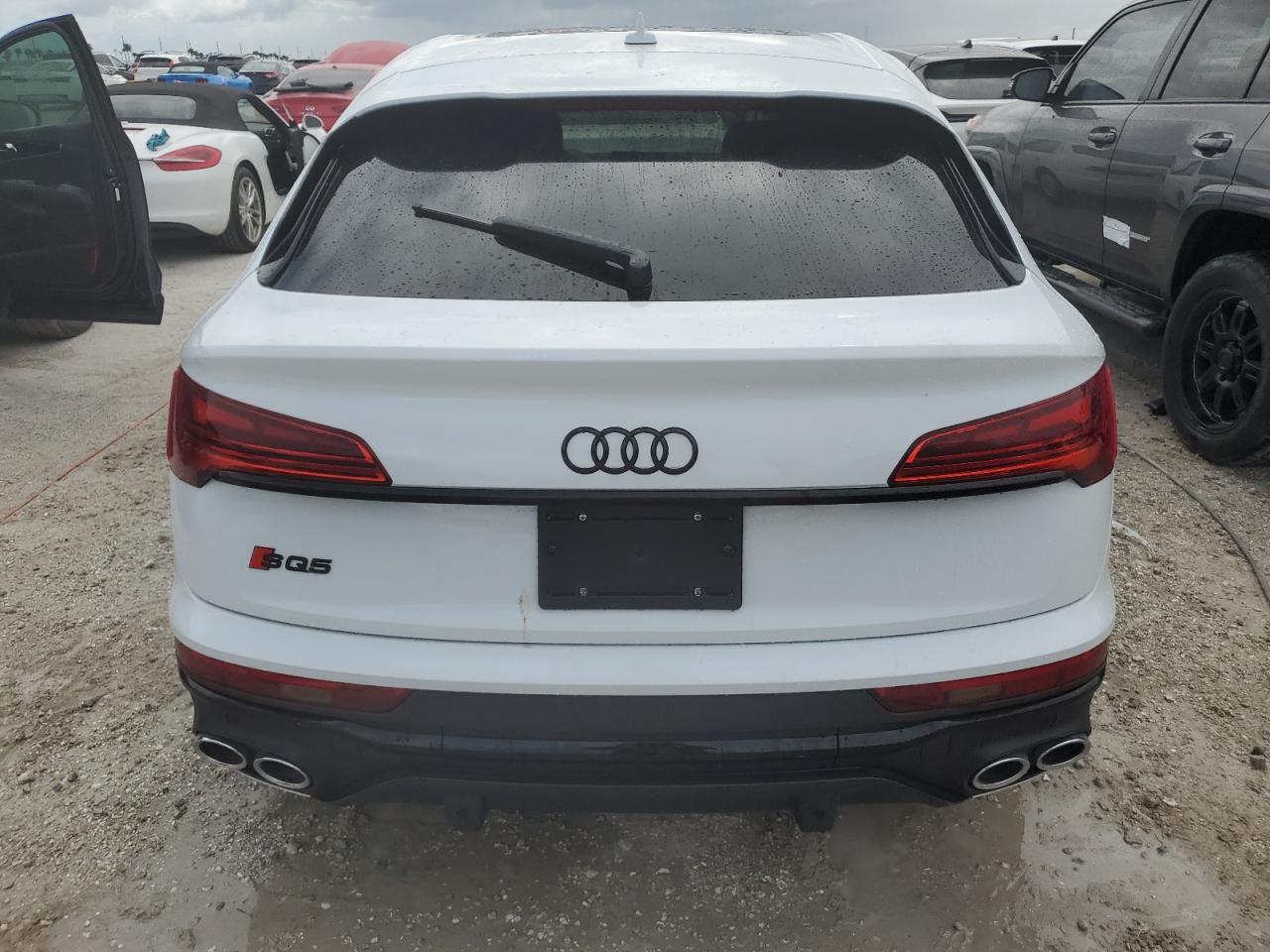 2024 Audi Sq5 Sportback Premium Plus VIN: WA124AFY8R2021674 Lot: 74318384
