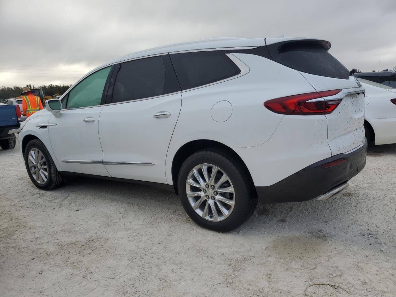 2019 Buick Enclave - Image 2