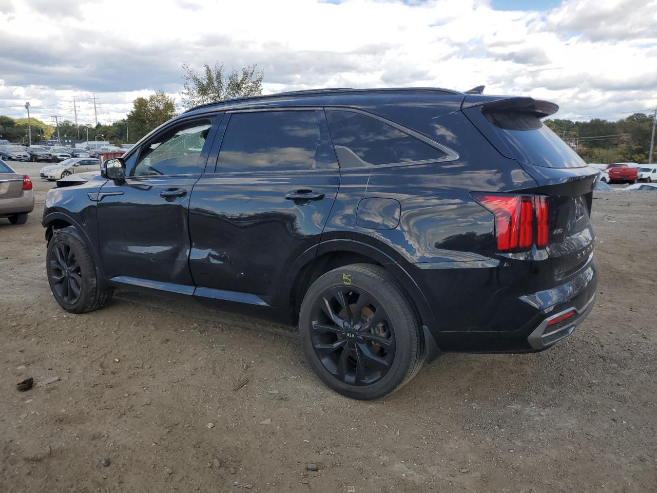 2021 Kia Sorento - Image 2