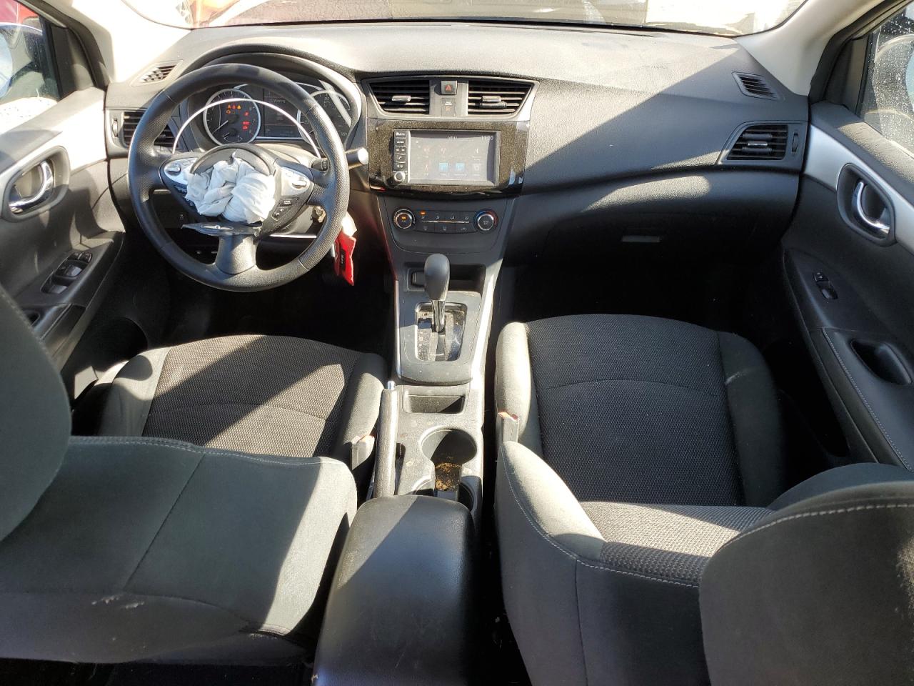 2019 Nissan Sentra - Image 8