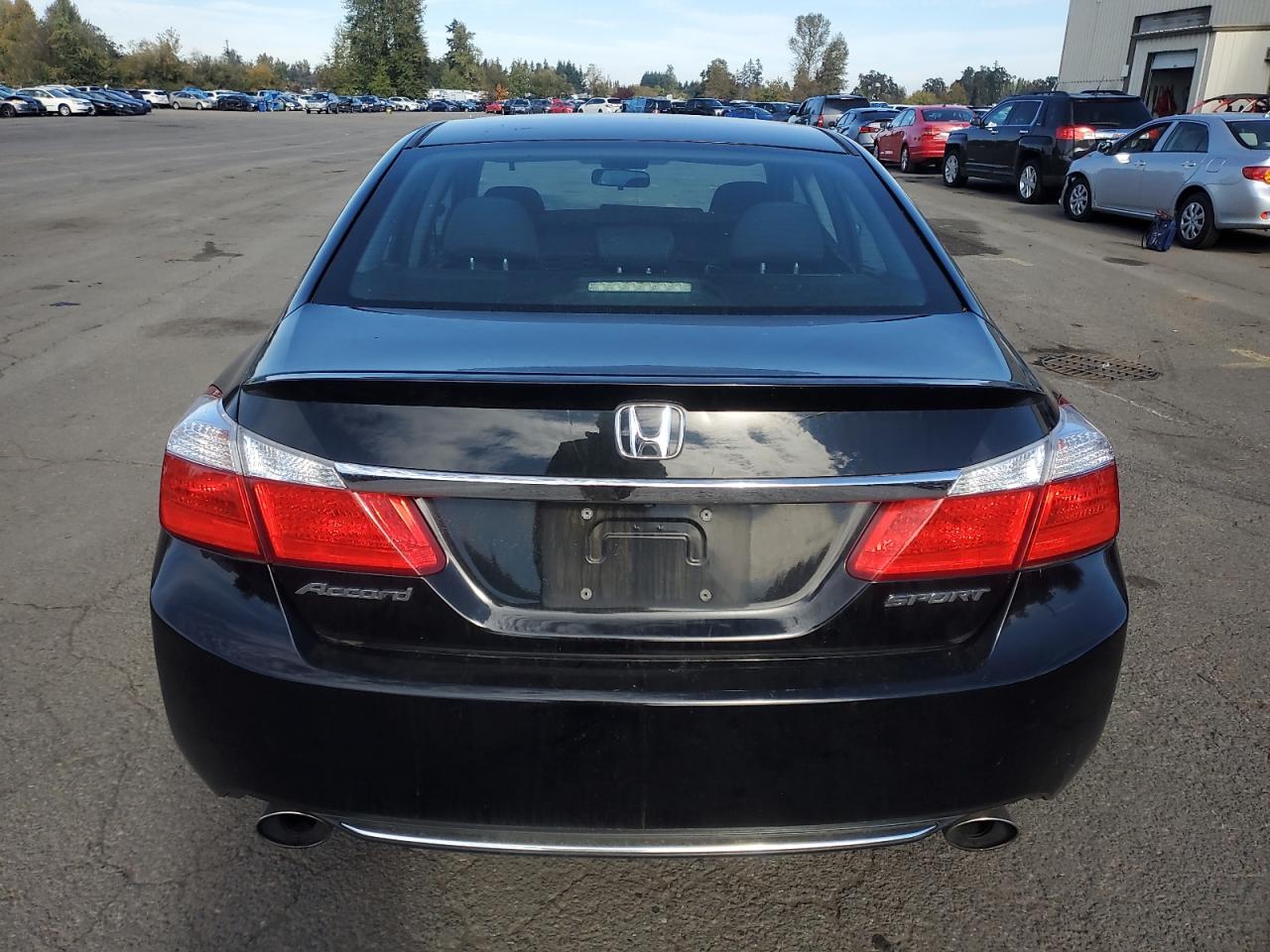 1HGCR2F53FA089701 2015 Honda Accord Sport