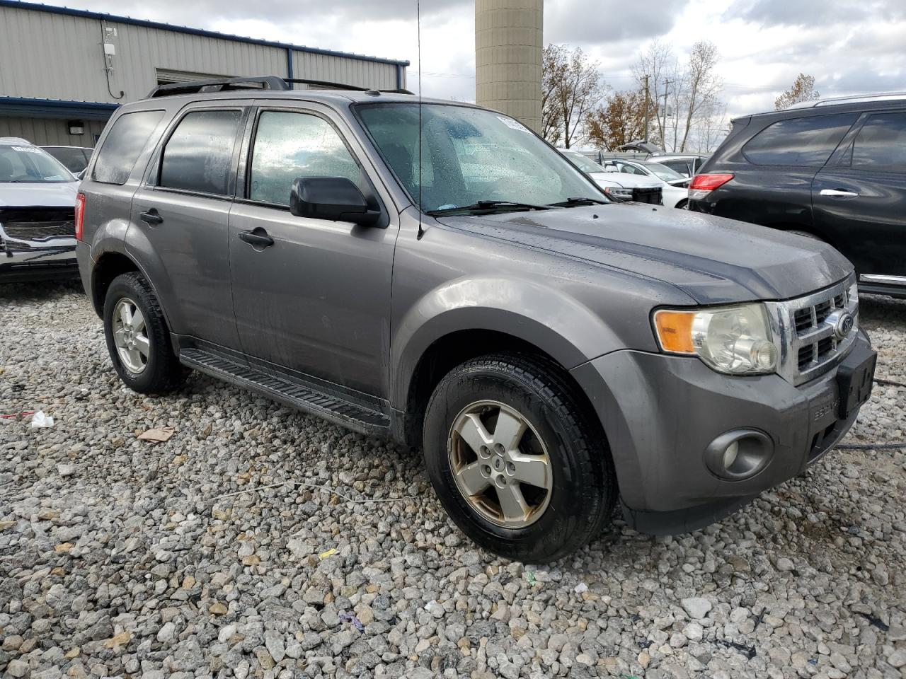 2010 Ford Escape - Image 4