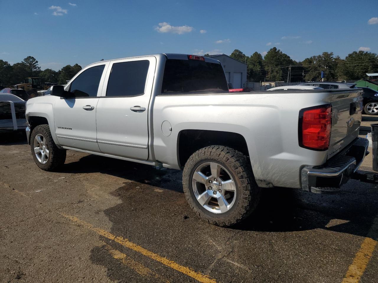 2016 Chevrolet Silverado - Image 2
