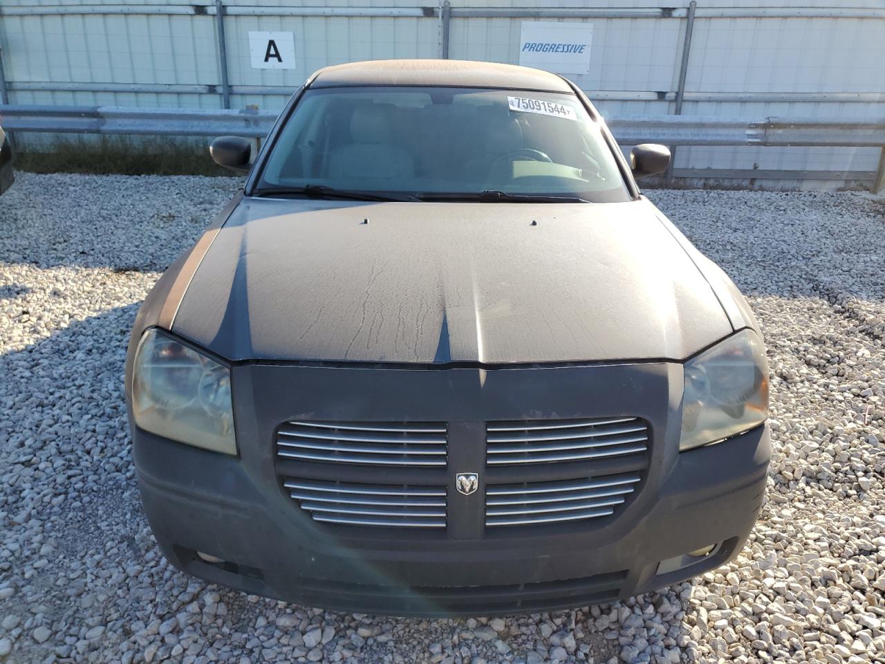 2007 Dodge Magnum - Image 5