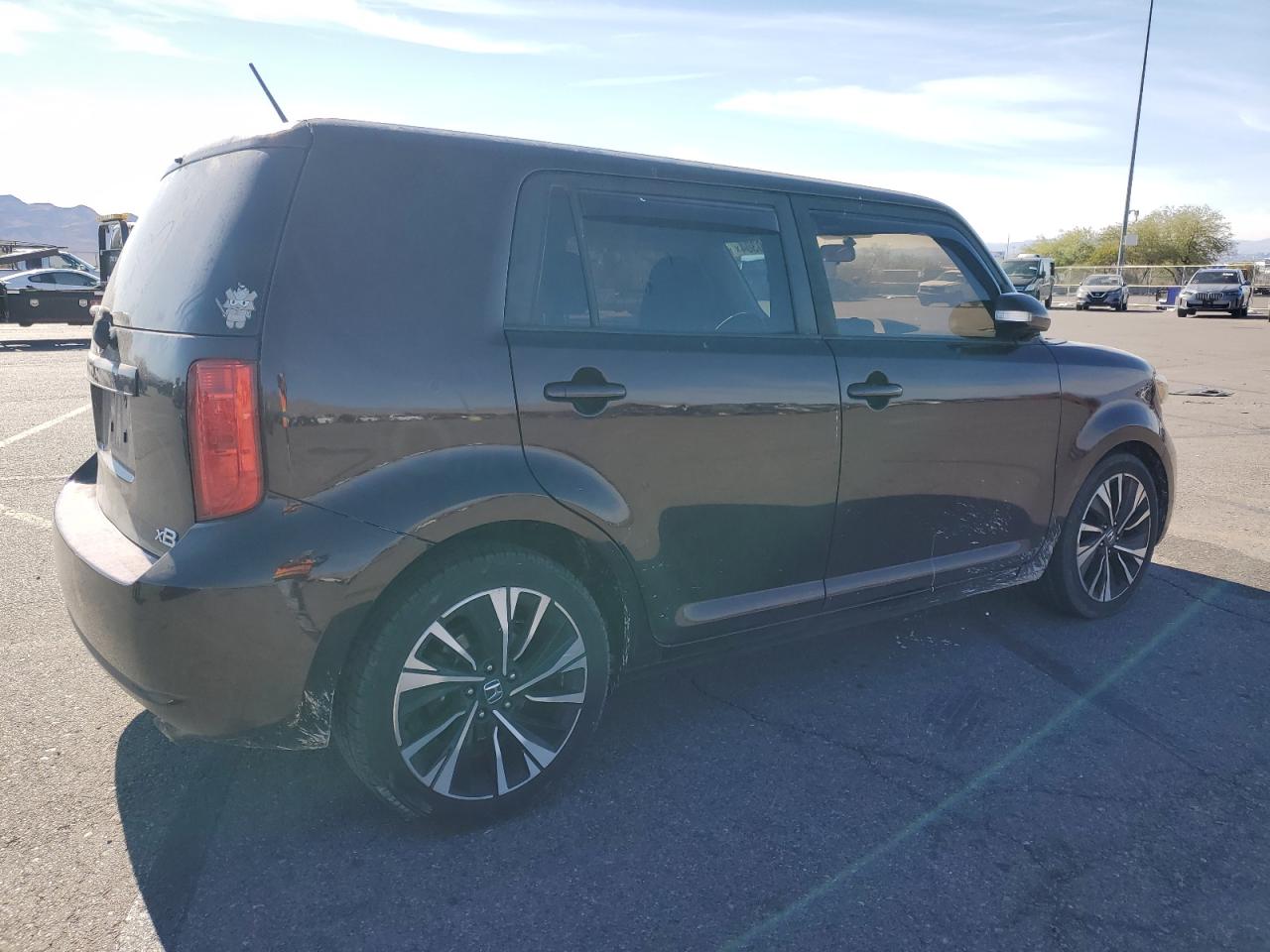 2009 Scion xB - Image 3