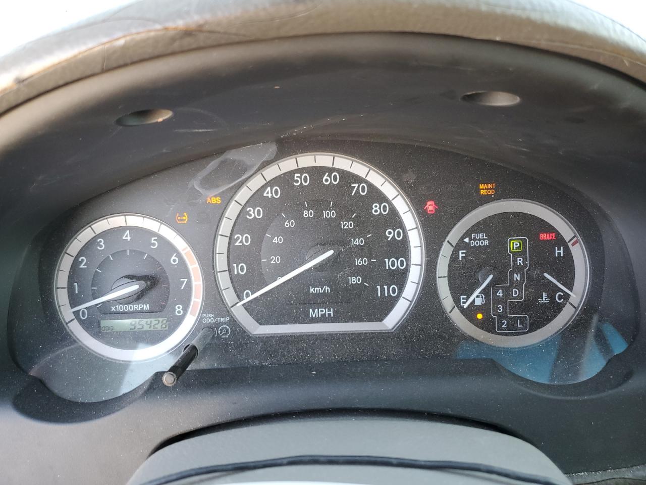 2004 Toyota Sienna - Image 9