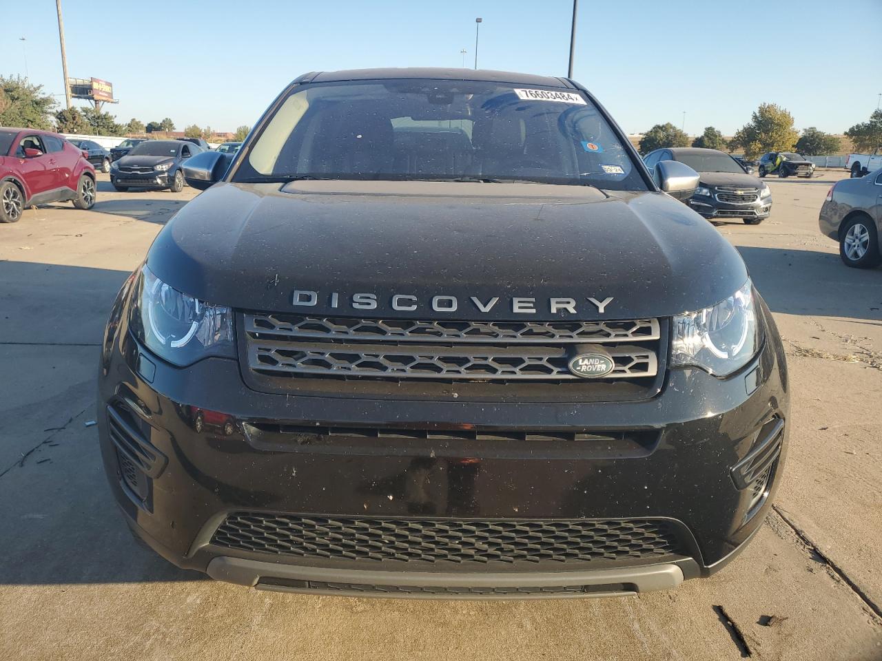 2019 Land Rover Discovery - Image 5