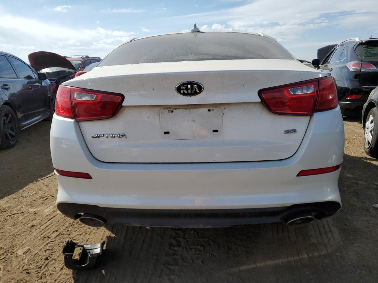 KNAGM4A75F5659240 2015 Kia Optima Lx