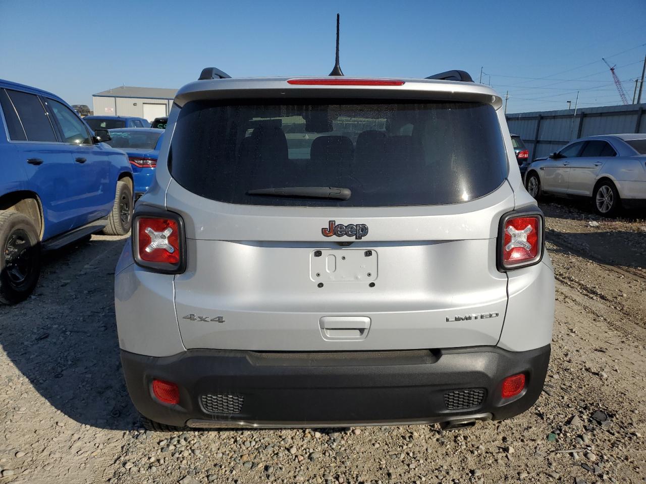 2020 Jeep Renegade - Image 6