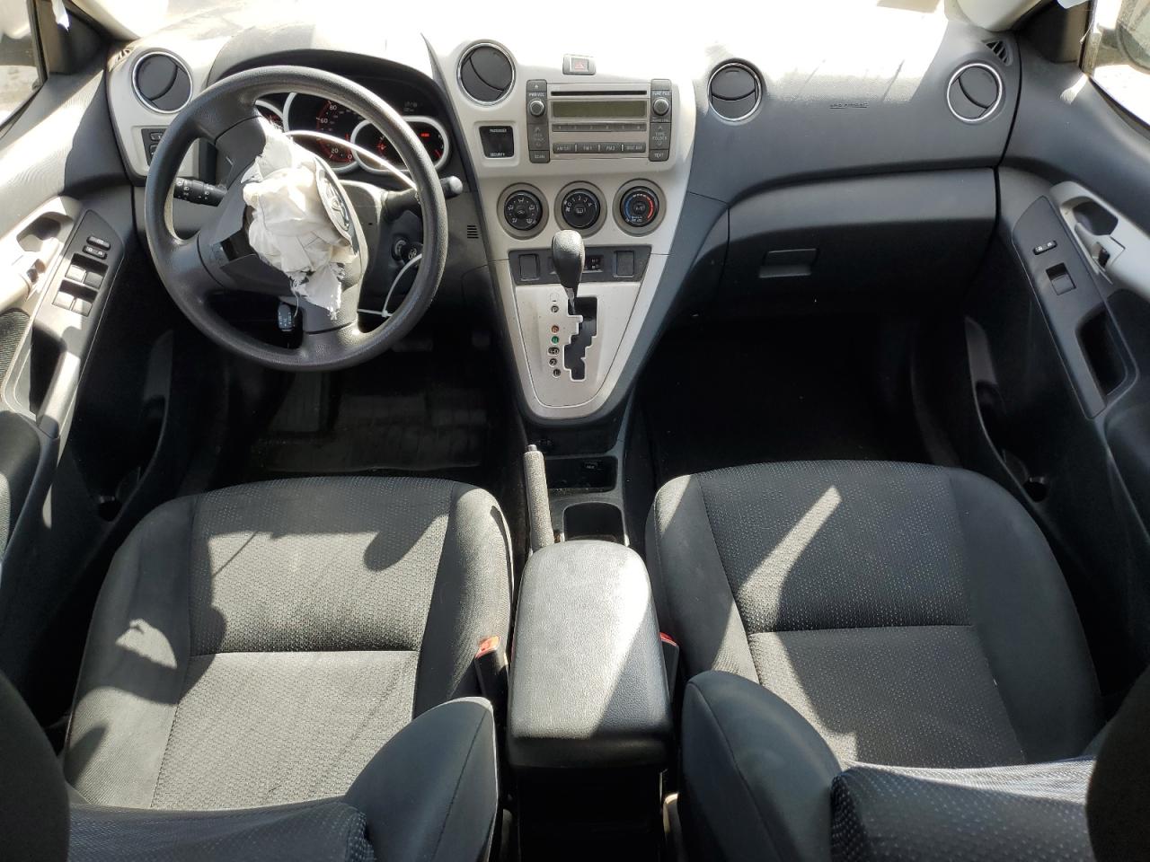 2010 Toyota Corolla Matrix VIN: 2T1KU4EE3AC317335 Lot: 73693064