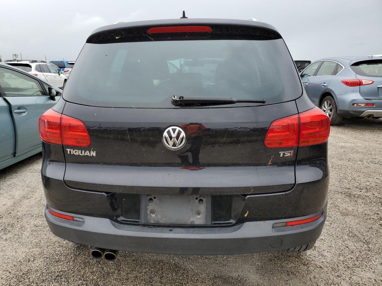 WVGRV7AX1HK008553 2017 Volkswagen Tiguan Wolfsburg