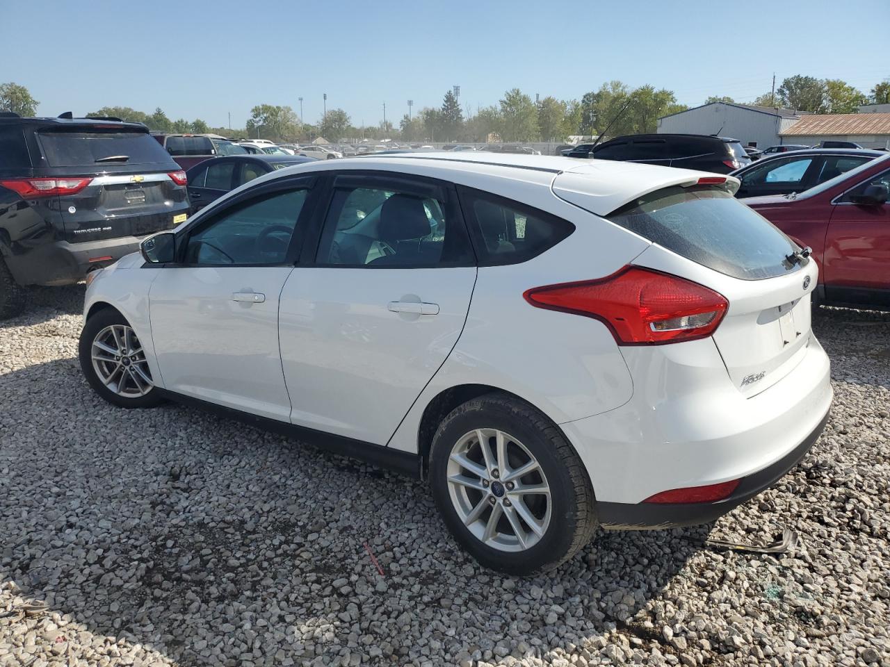 1FADP3K2XGL343524 2016 FORD FOCUS - Image 2