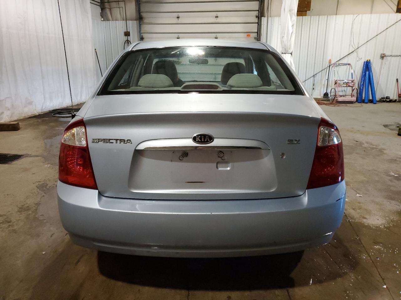 KNAFE121955160165 2005 Kia Spectra Lx