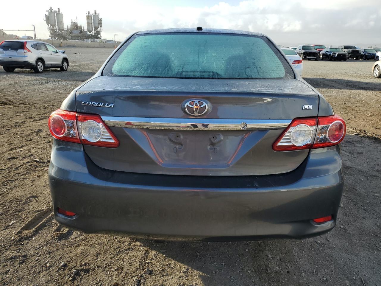 2T1BU4EE4BC555356 2011 Toyota Corolla Base