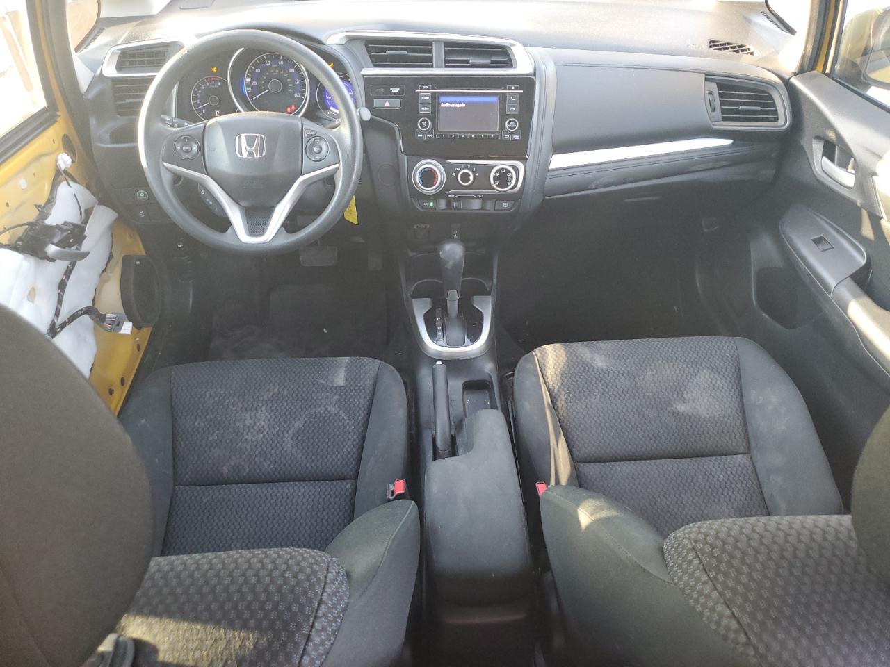 3HGGK5H40JM716023 2018 Honda Fit Lx