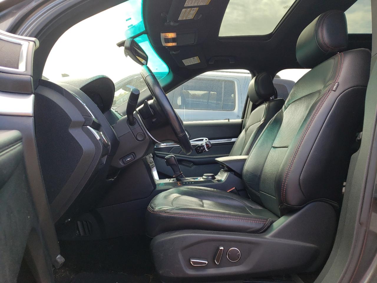 2017 Ford Explorer - Image 7