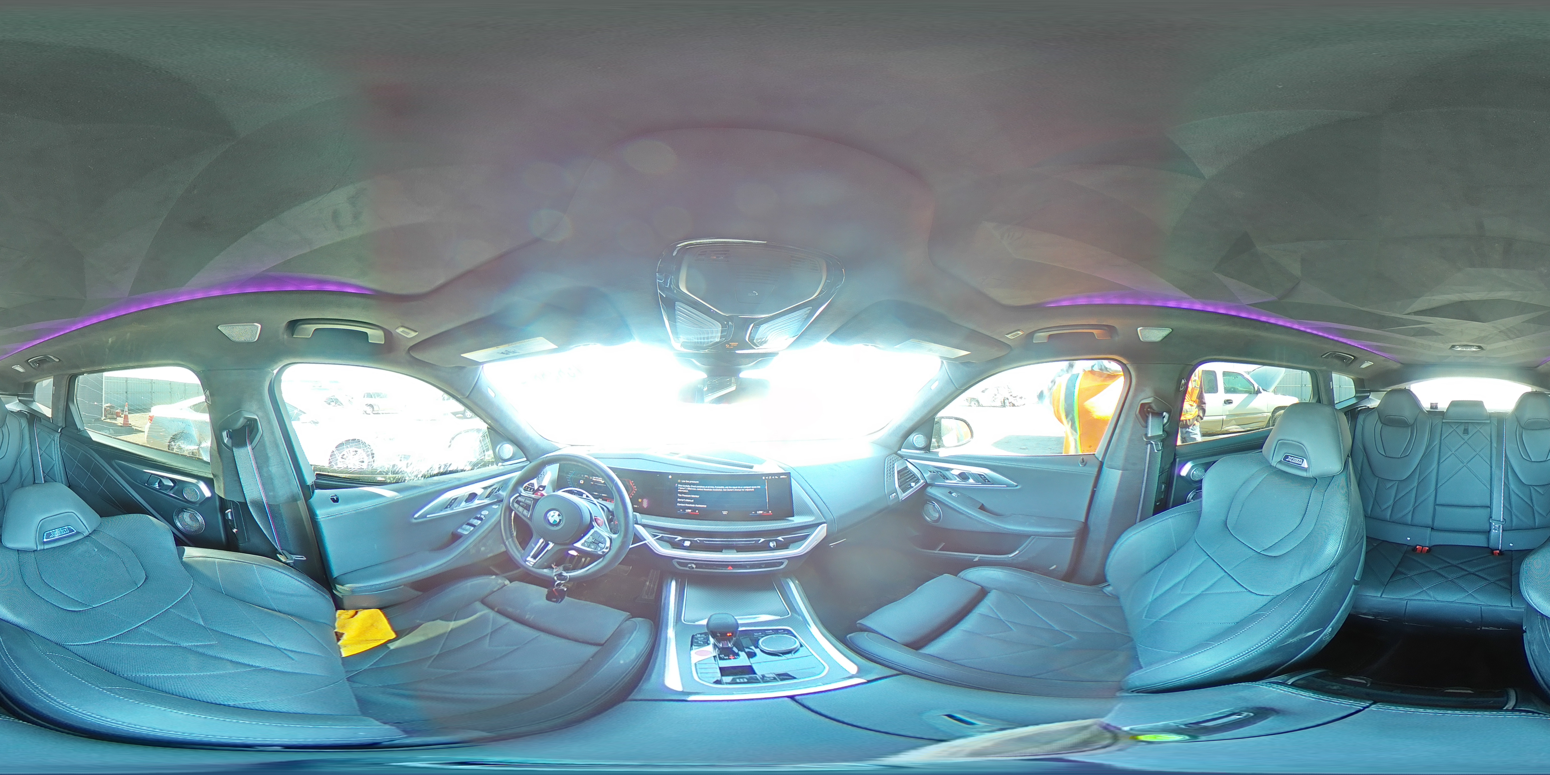 2023 BMW XM - Image 13