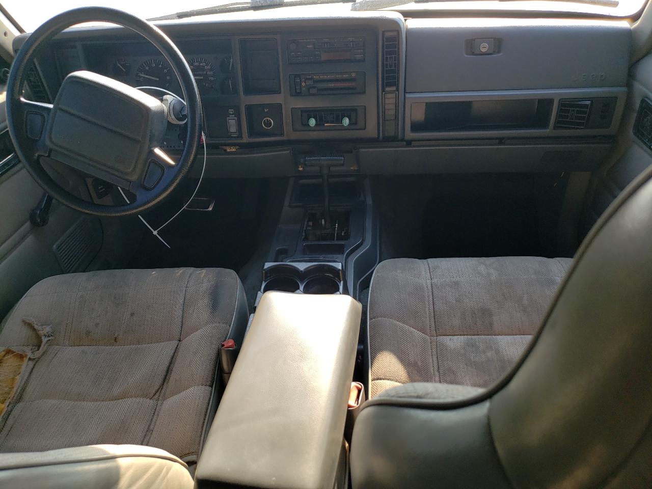 1J4FT28S3TL197827 1996 Jeep Cherokee Se